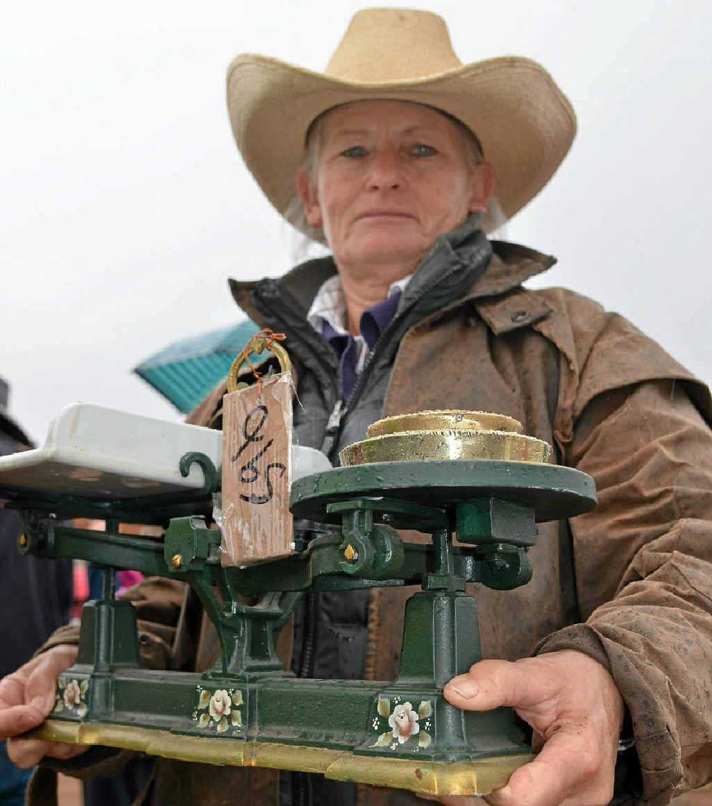 Rose Perna from Clifton scored this old set of scales at the Allora Auction. Rose Perna from Clifton scored this old set of scales at the Allora Auction.